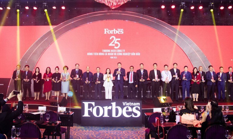 181023-top-25-thuong-hieu-dan-dau-forbes-03.jpg