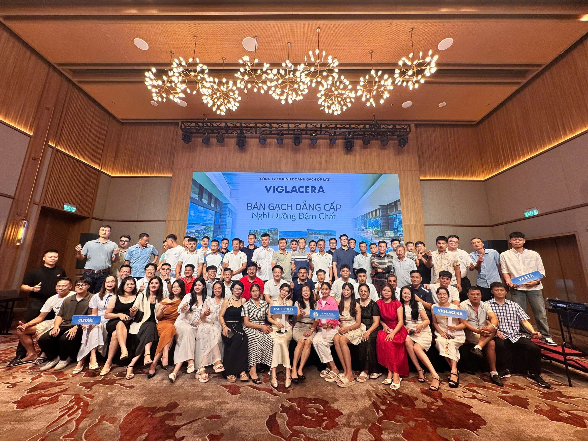 z6904878557151-e989feb0fa46e96c56da07a761c3027b-min-1.jpg