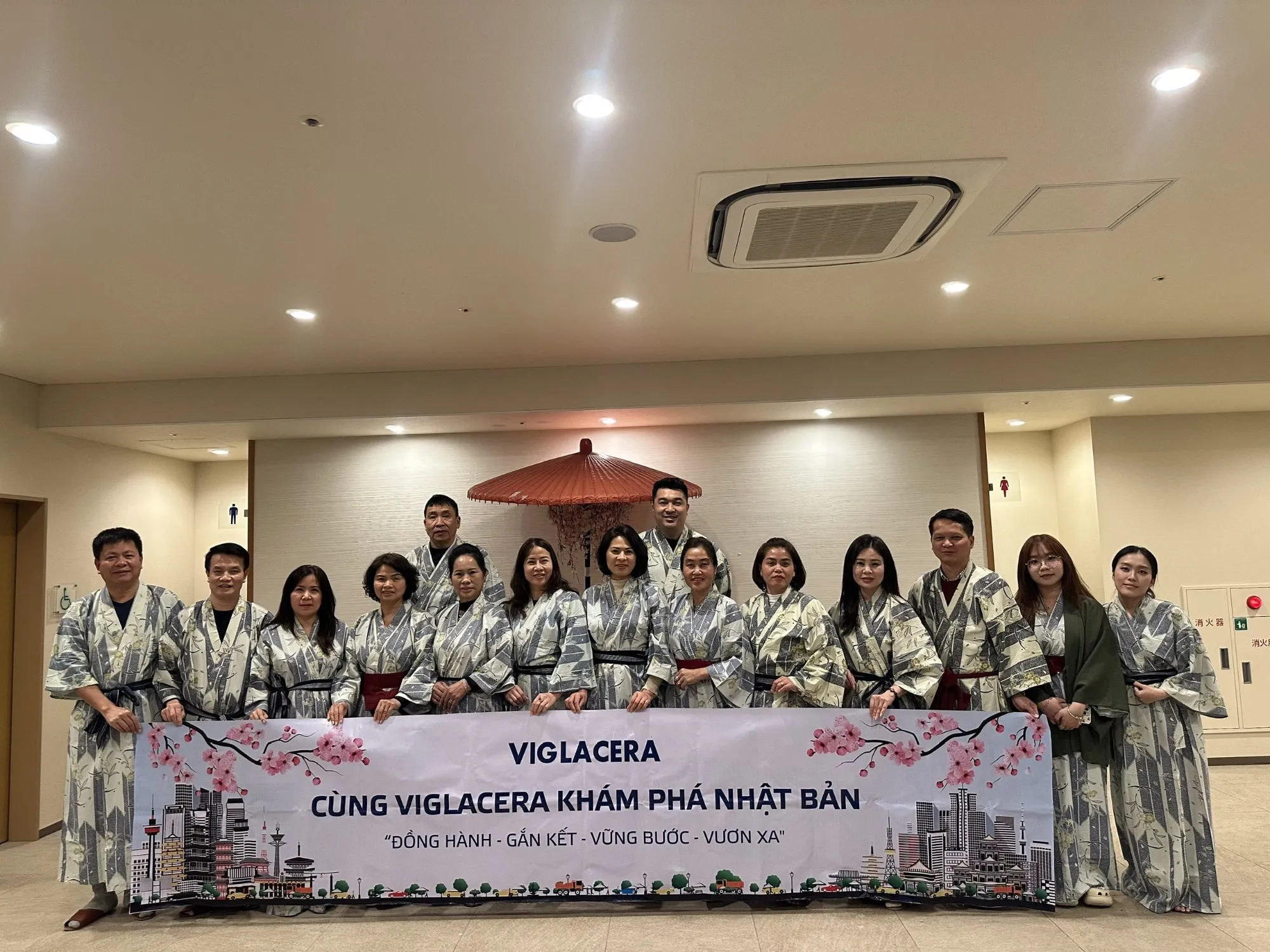 HÀNH TRÌNH Ý NGHĨA CÙNG VIGLACERA TỚI NHẬT BẢN “ĐỒNG HÀNH - GẮN KẾT - VỮNG BƯỚC - VƯƠN XA”