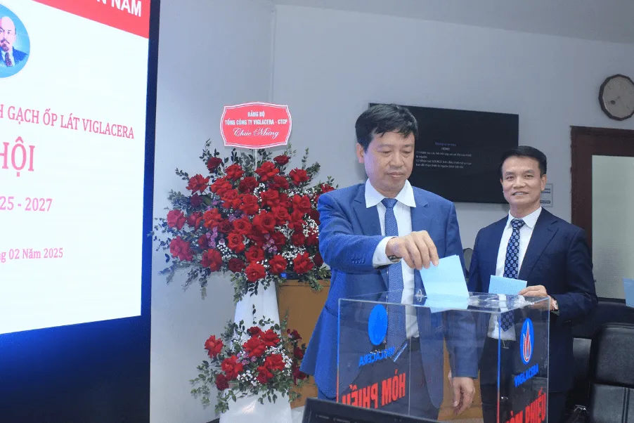 CHI BỘ CÔNG TY CP KINH DOANH GẠCH ỐP LÁT VIGLACERA TỔ CHỨC THÀNH CÔNG ĐẠI HỘI CHI BỘ NHIỆM KỲ 2025 – 2027