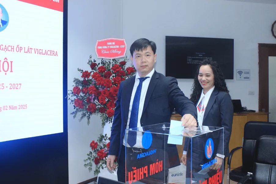 CHI BỘ CÔNG TY CP KINH DOANH GẠCH ỐP LÁT VIGLACERA TỔ CHỨC THÀNH CÔNG ĐẠI HỘI CHI BỘ NHIỆM KỲ 2025 – 2027