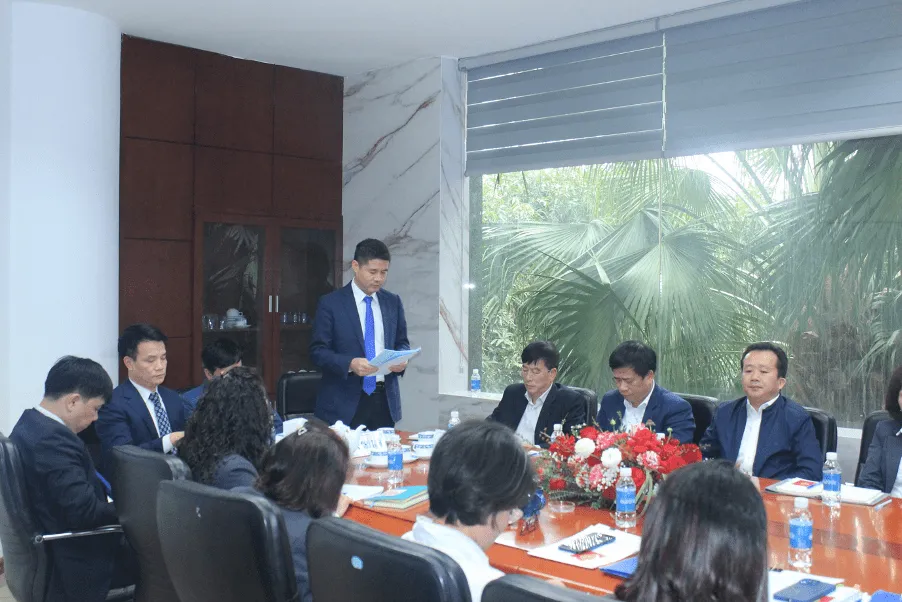 CHI BỘ CÔNG TY CP KINH DOANH GẠCH ỐP LÁT VIGLACERA TỔ CHỨC THÀNH CÔNG ĐẠI HỘI CHI BỘ NHIỆM KỲ 2025 – 2027