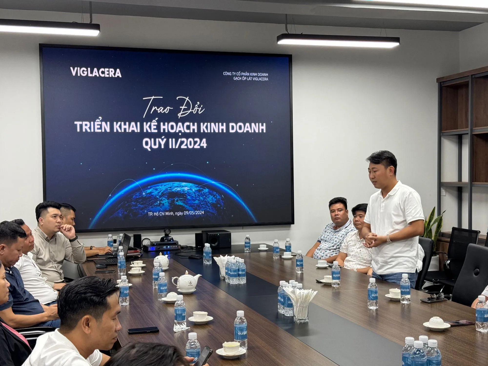 ĐẠI LÝ PHÂN PHỐI GẠCH ỐP LÁT VIGLACERA MIỀN NAM THAM QUAN VIGLACERA CENTER TẠI TP. HỒ CHÍ MINH