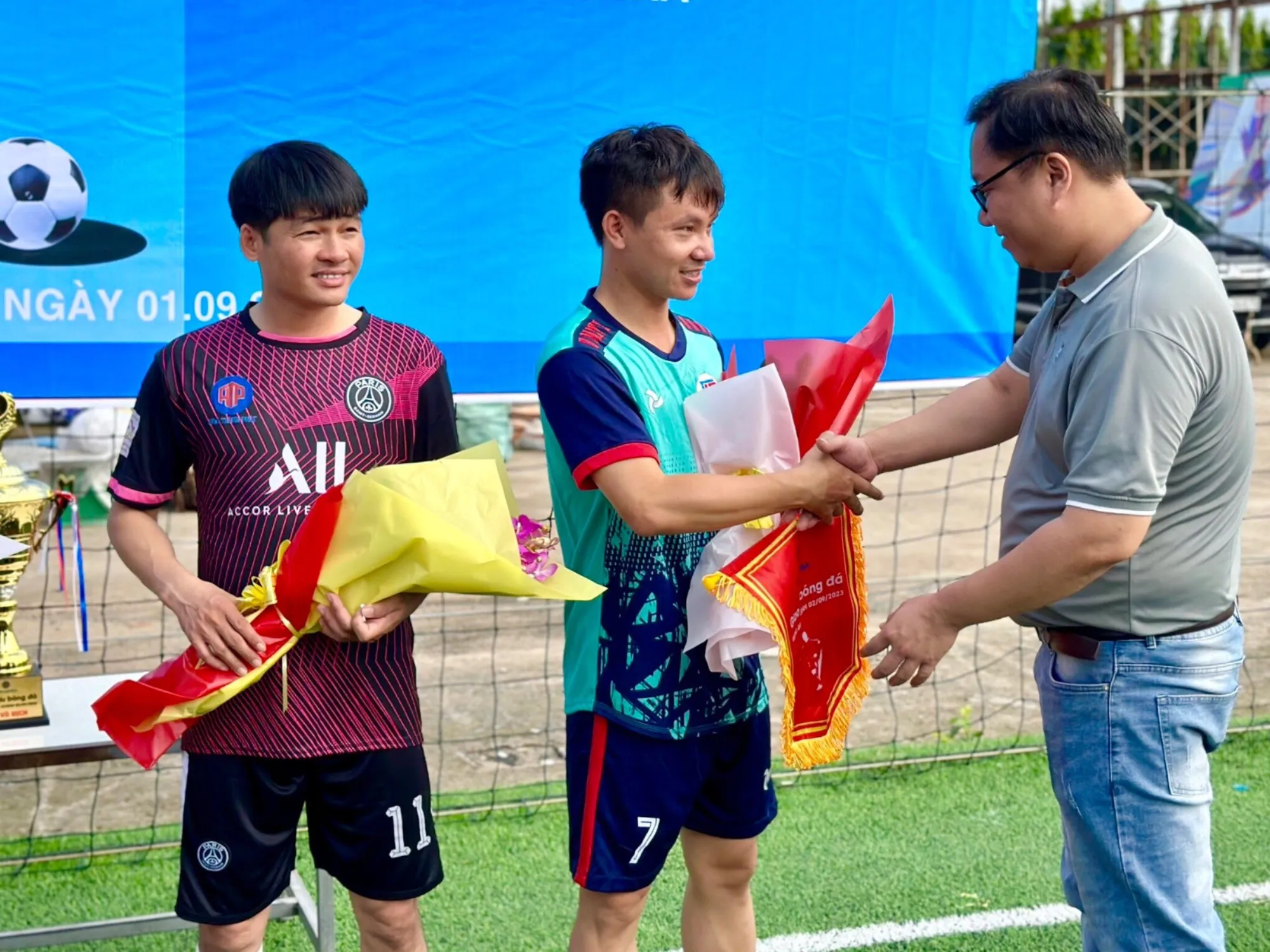 GIAO LƯU BÓNG ĐÁ CHÀO MỪNG QUỐC KHÁNH 2/9