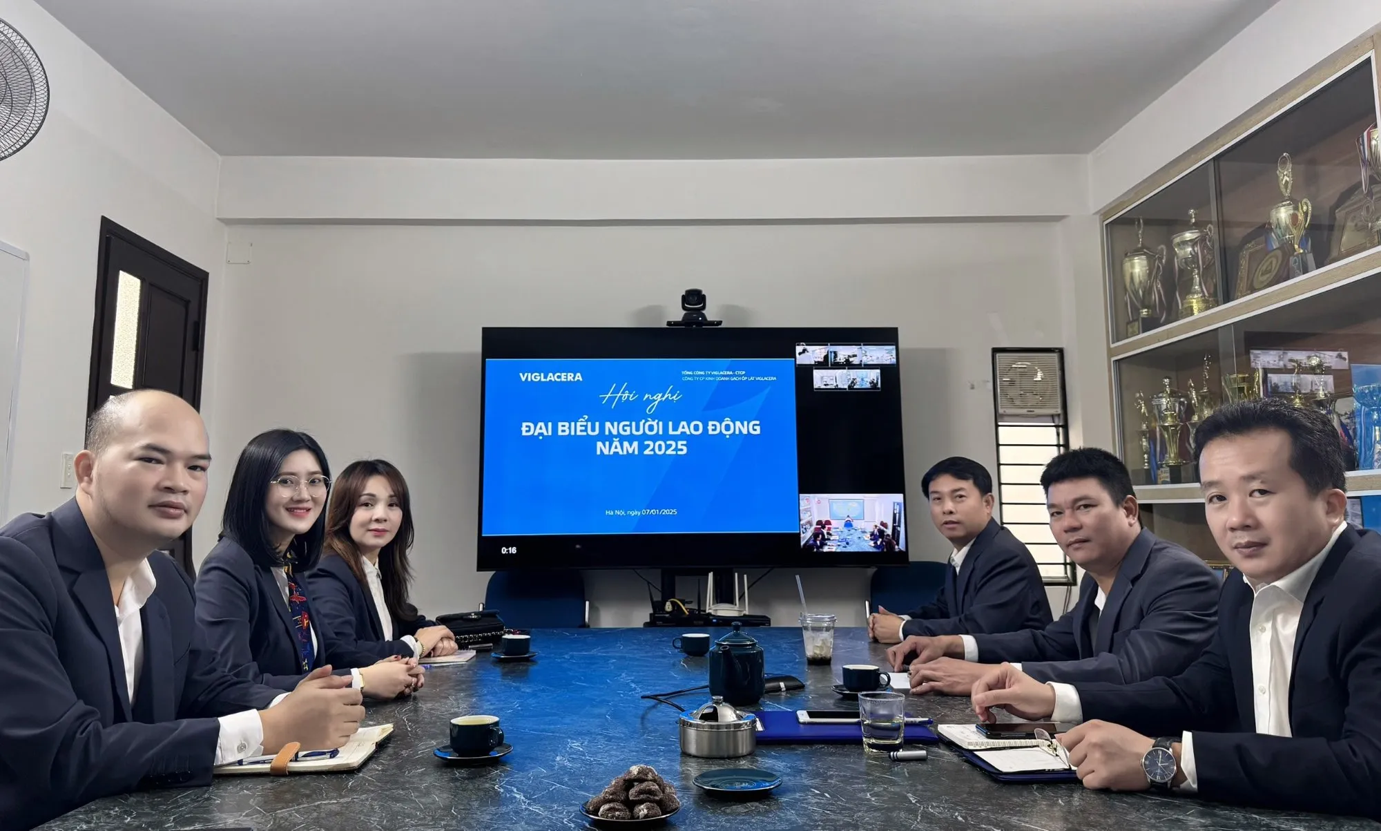 CÔNG TY CP KINH DOANH GẠCH ỐP LÁT VIGLACERA TỔ CHỨC THÀNH CÔNG HỘI NGHỊ ĐẠI BIỂU NGƯỜI LAO ĐỘNG NĂM 2025