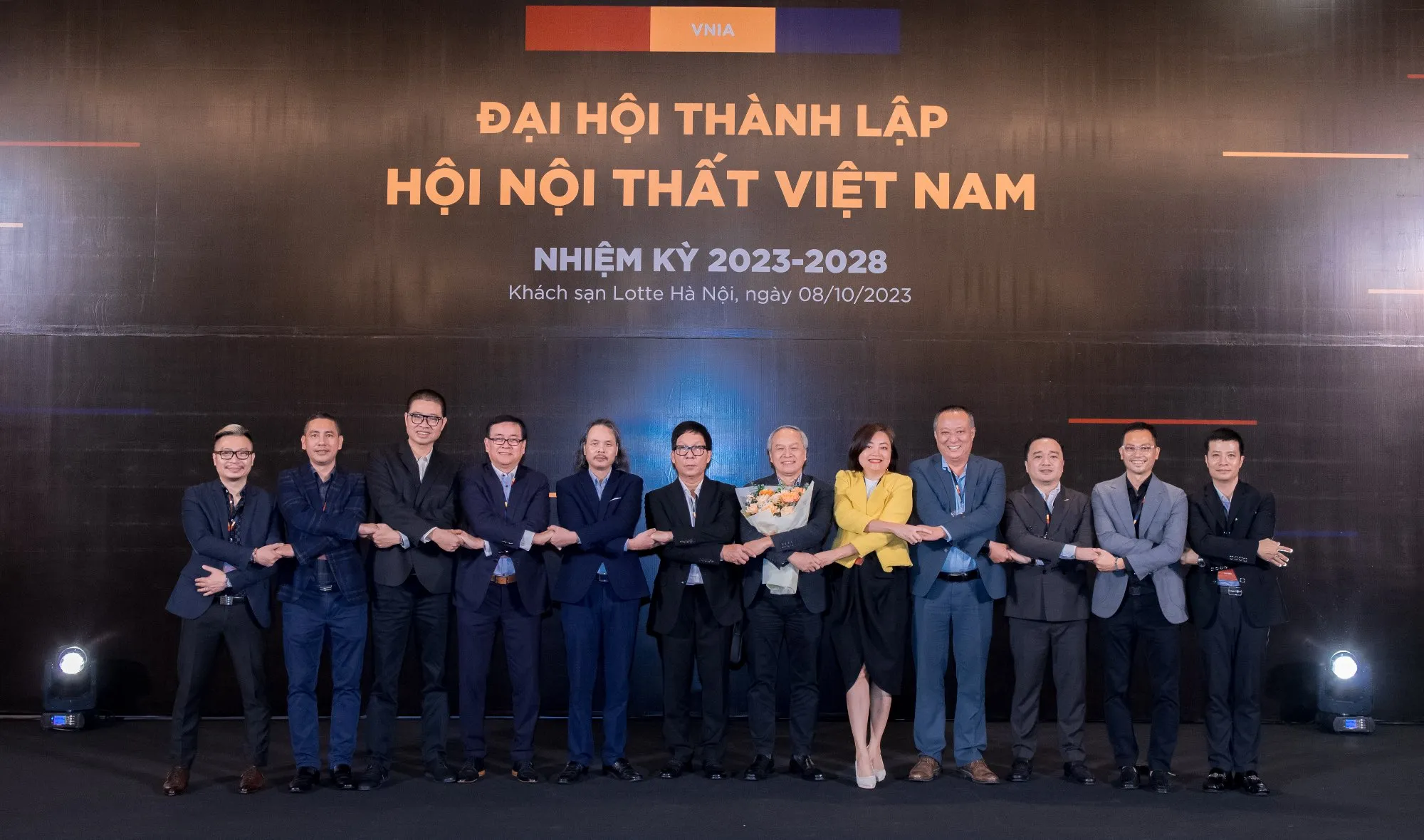 CÔNG TY CP KINH DOANH GẠCH ỐP LÁT VIGLACERA KÝ KẾT HỢP TÁC VÀ LÀ NHÀ TÀI TRỢ KIM CƯƠNG CHO HỘI NỘI THẤT VIỆT NAM