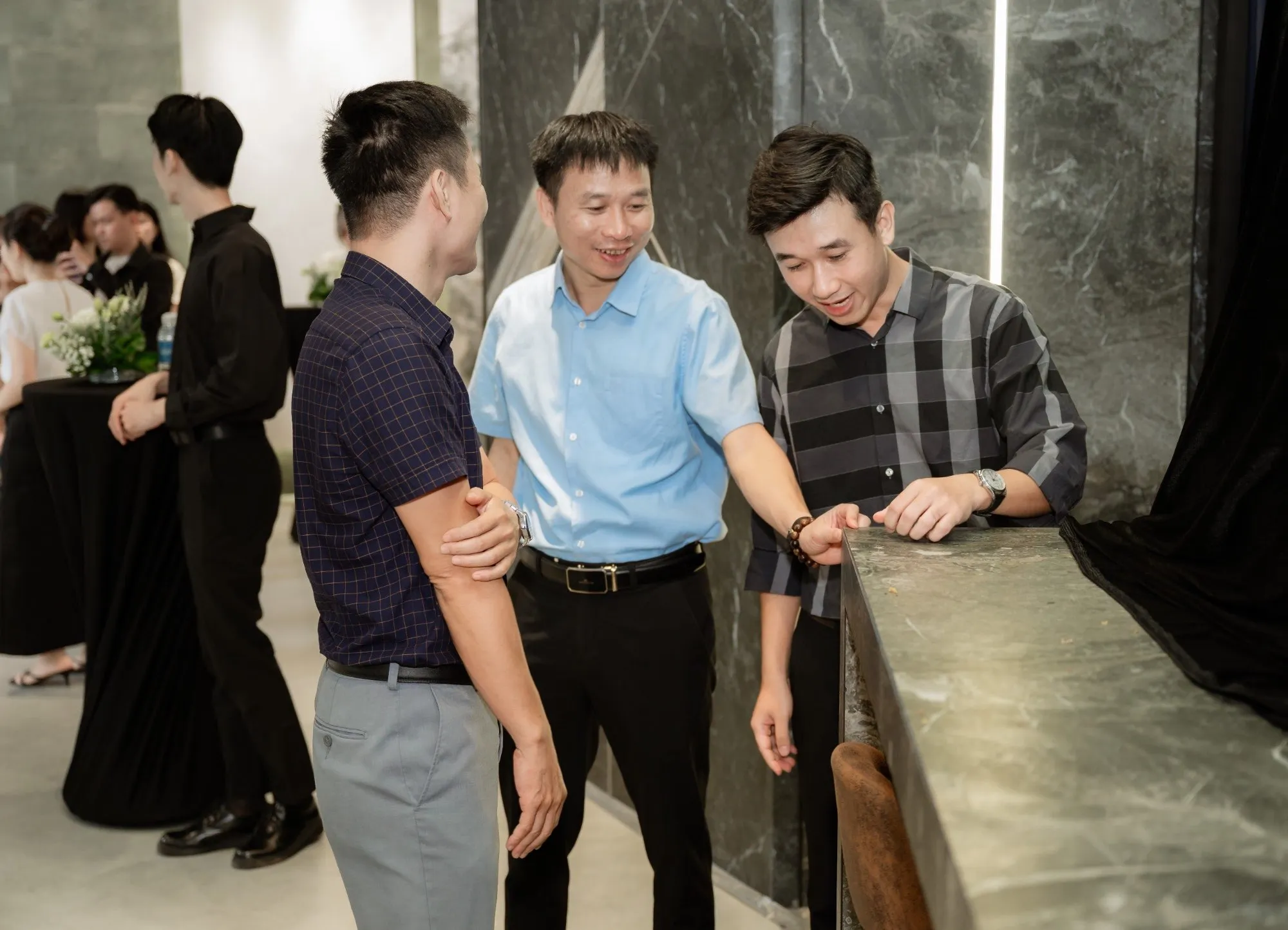 CHÍNH THỨC KHAI TRƯƠNG EUROTIE CENTER TP. HỒ CHÍ MINH VỚI TÊN GỌI "EUROTILE PROFESSIONAL"