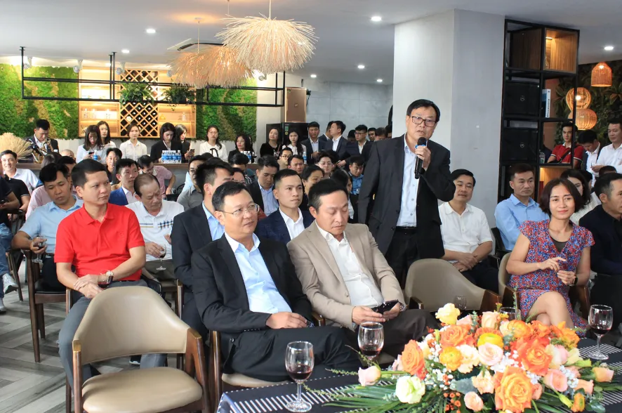 VIGLACERA TƯNG BỪNG KHAI XUÂN GIÁP THÌN VỚI CHỦ ĐỀ “VỮNG BƯỚC – VƯƠN XA”