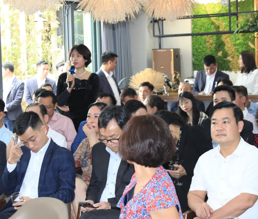 VIGLACERA TƯNG BỪNG KHAI XUÂN GIÁP THÌN VỚI CHỦ ĐỀ “VỮNG BƯỚC – VƯƠN XA”