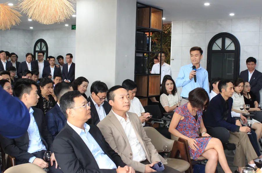 VIGLACERA TƯNG BỪNG KHAI XUÂN GIÁP THÌN VỚI CHỦ ĐỀ “VỮNG BƯỚC – VƯƠN XA”