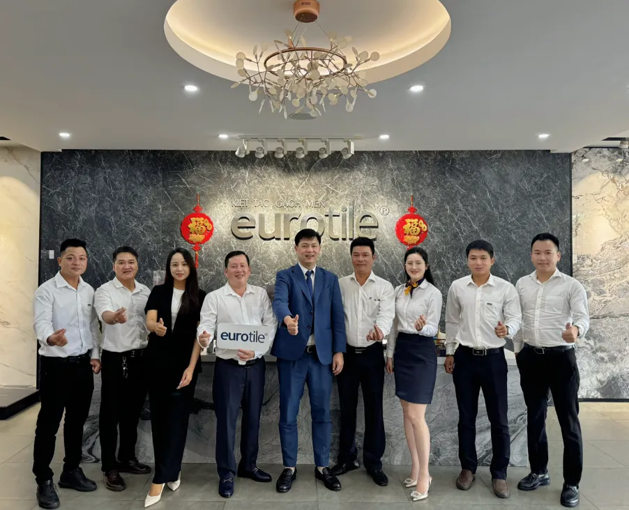 VIGLACERA TƯNG BỪNG KHAI XUÂN GIÁP THÌN VỚI CHỦ ĐỀ “VỮNG BƯỚC – VƯƠN XA”