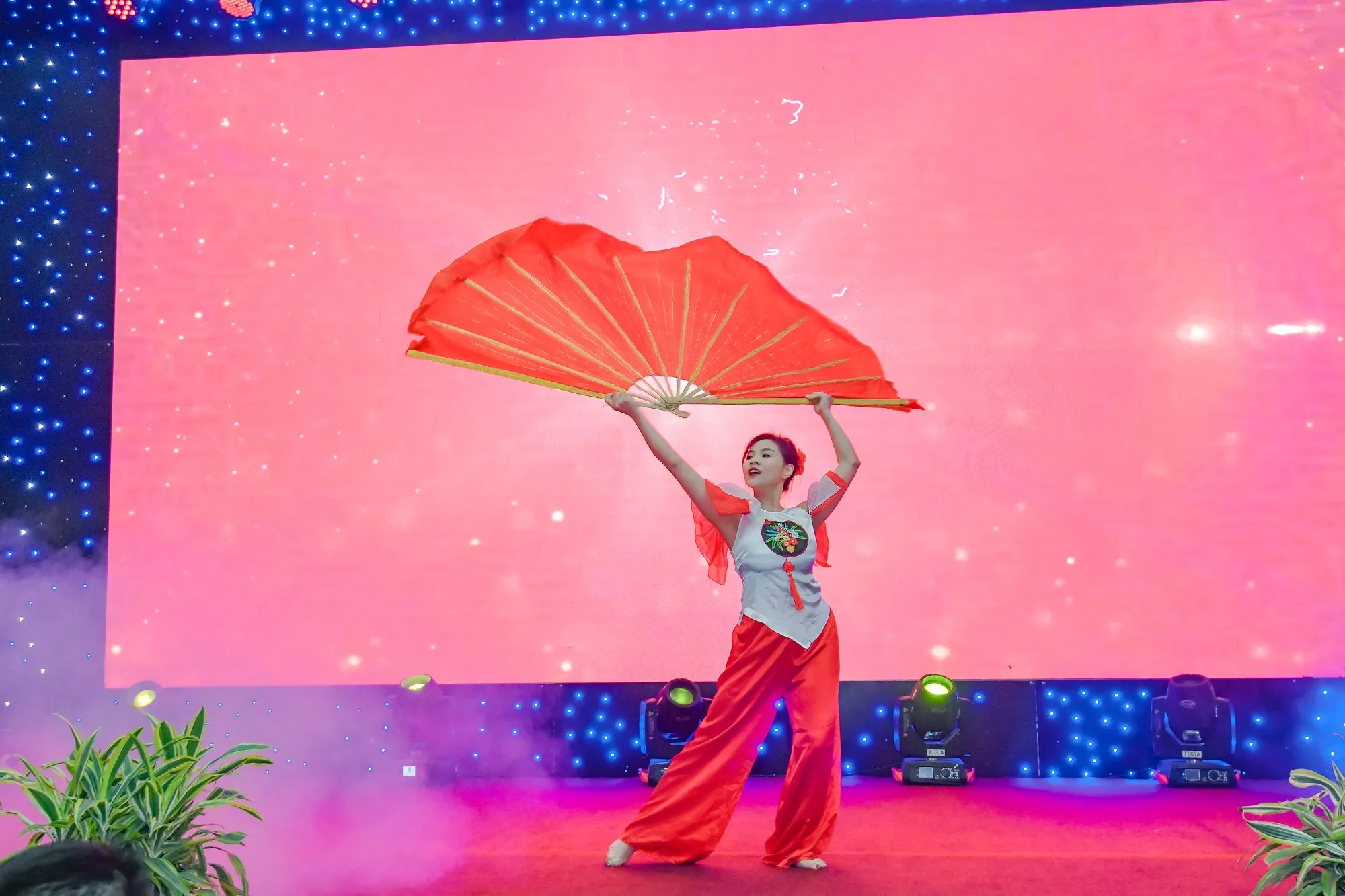 YEAR END PARTY 2023 KHU VỰC MIỀN BẮC – KHÔNG GIAN ẤM CÚNG “CÙNG GẮN KẾT – VUN SỨC MẠNH”