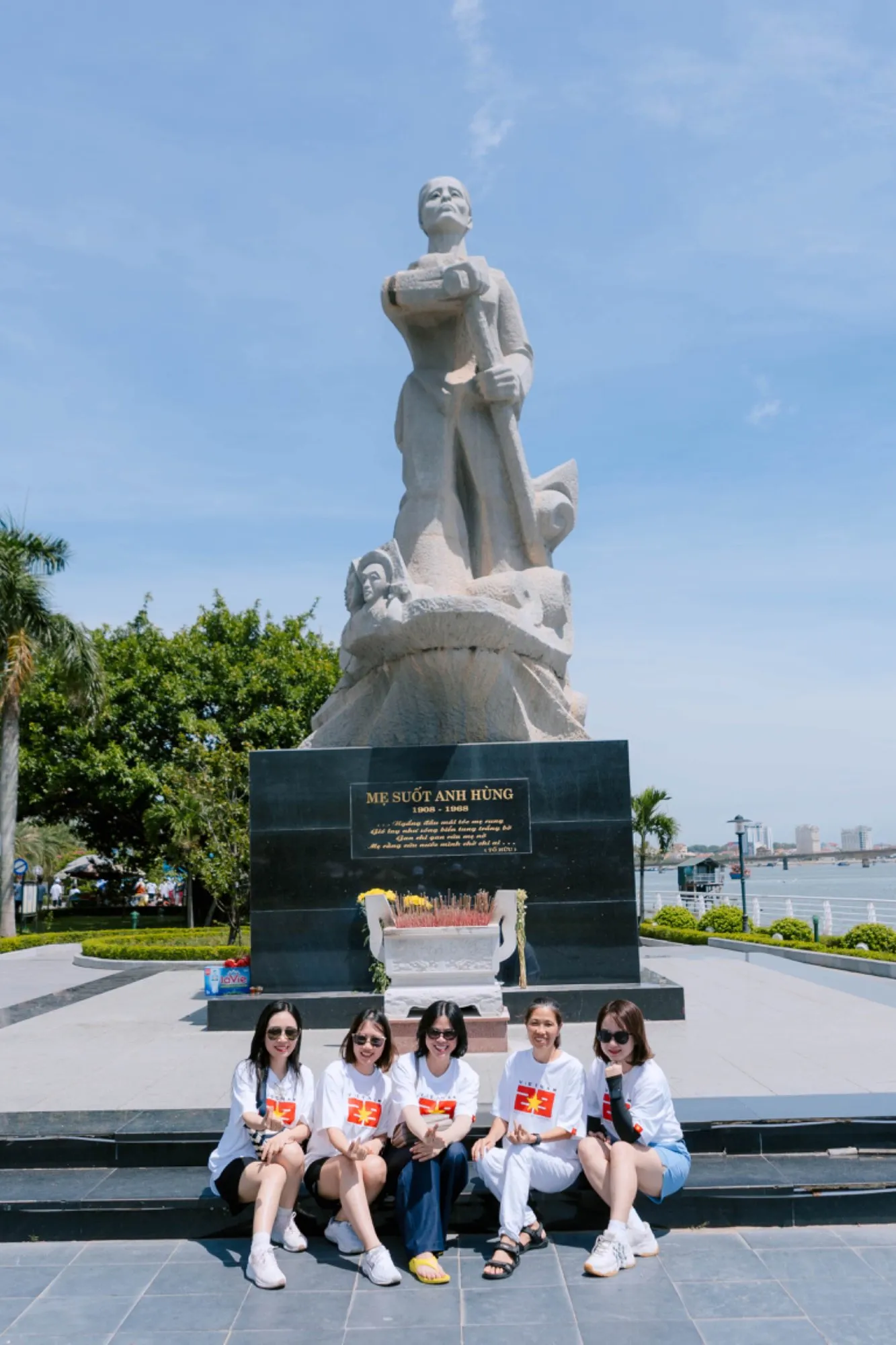 “MỘT HÀNH TRÌNH – NGÀN KỶ NIỆM – THÊM SỨC MẠNH – VỮNG BƯỚC ĐI”