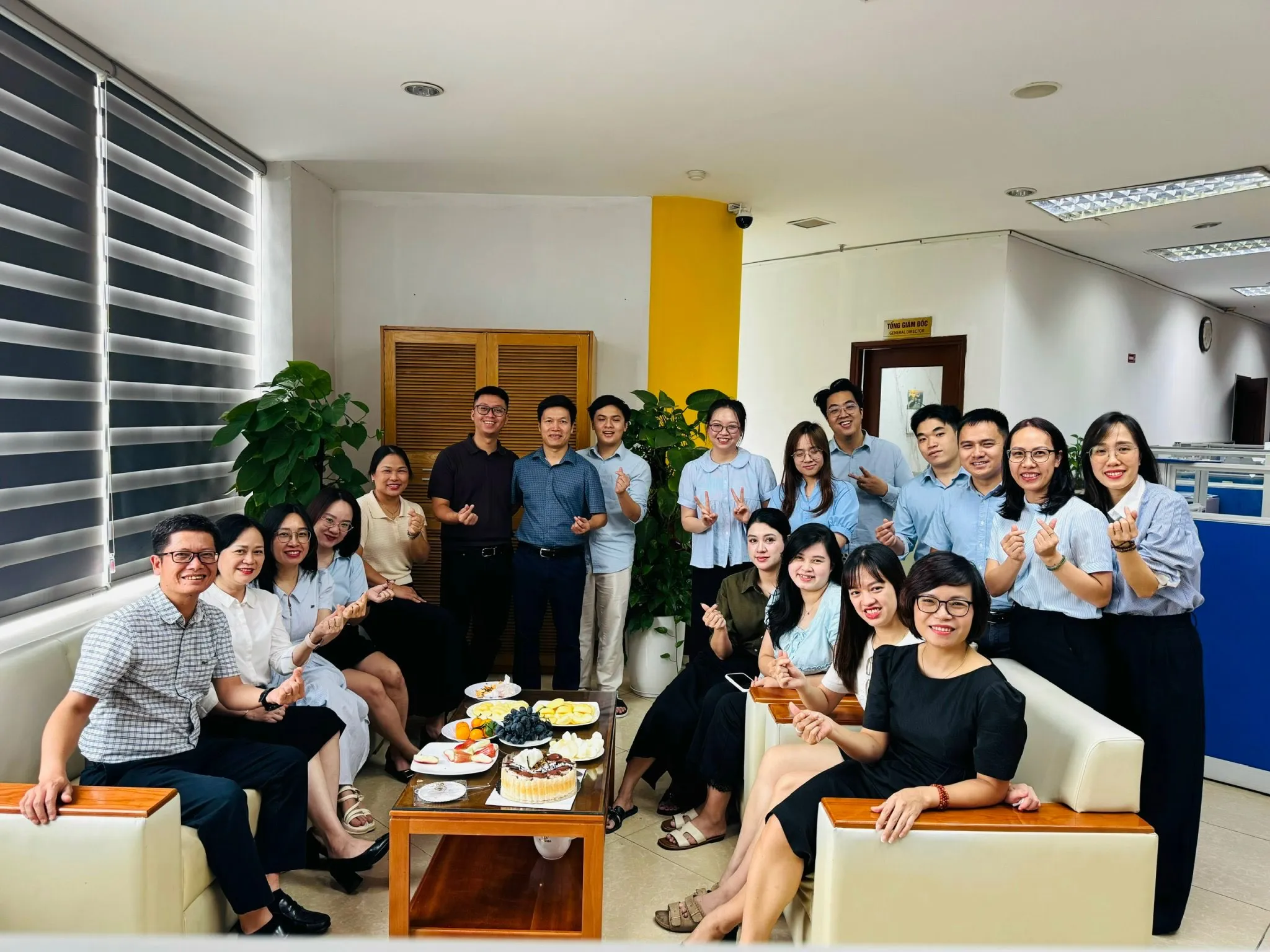 VIGLACERA TIÊN SƠN CHÚC MỪNG NGÀY PHỤ NỮ VIỆT NAM 20/10