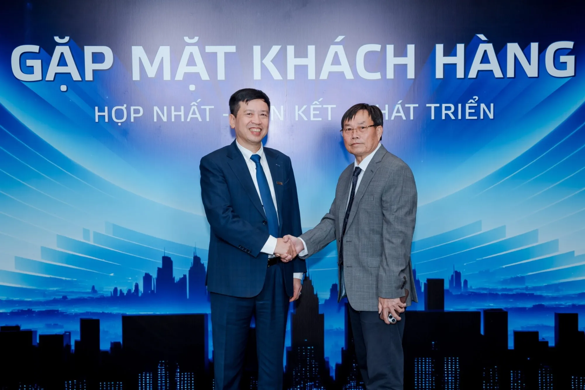 CÔNG TY CỔ PHẦN VIGLACERA TIÊN SƠN GẶP MẶT KHÁCH HÀNG 2026 TẠI MIỀN BẮC VỚI CHỦ ĐỀ “HỢP NHẤT – GẮN KẾT – PHÁT TRIỂN”