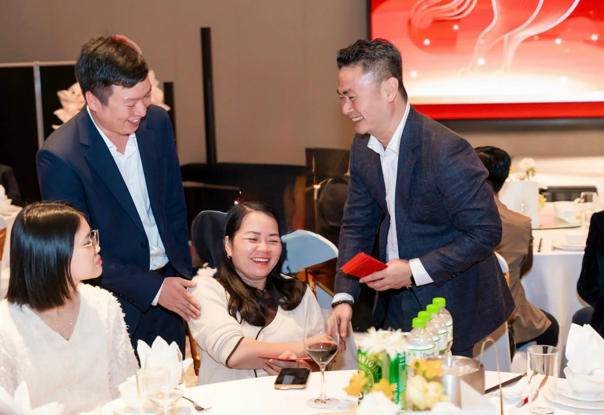 KHAI XUÂN BÍNH NGỌ 2026: “TIÊN SƠN PHÁT TRIỂN - ĐẠI LÝ THÀNH CÔNG”