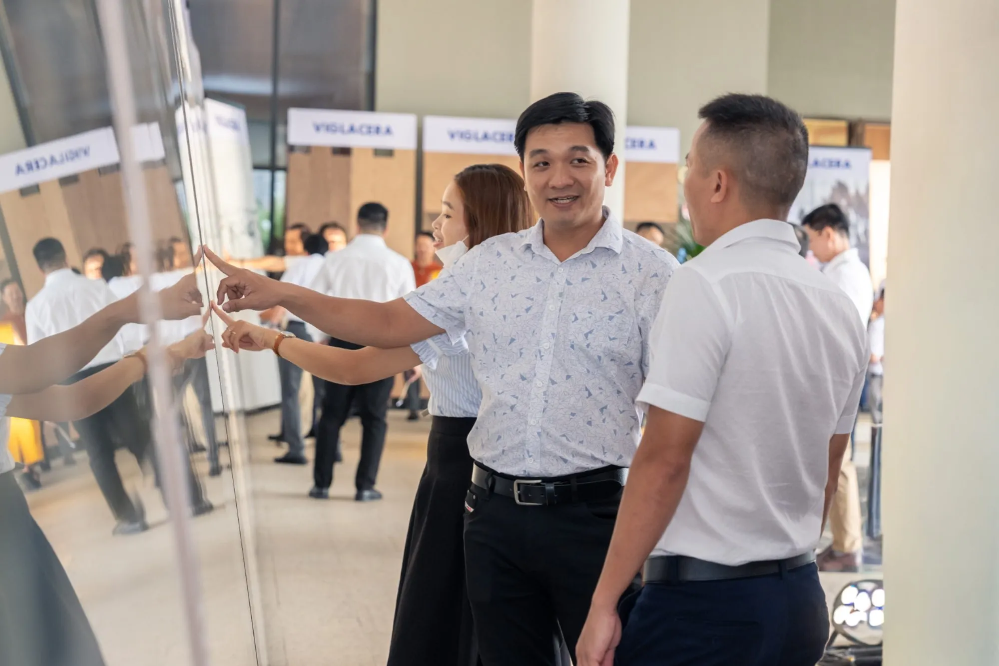 THE NEXT FLOW – VỮNG BƯỚC ĐỒNG HÀNH