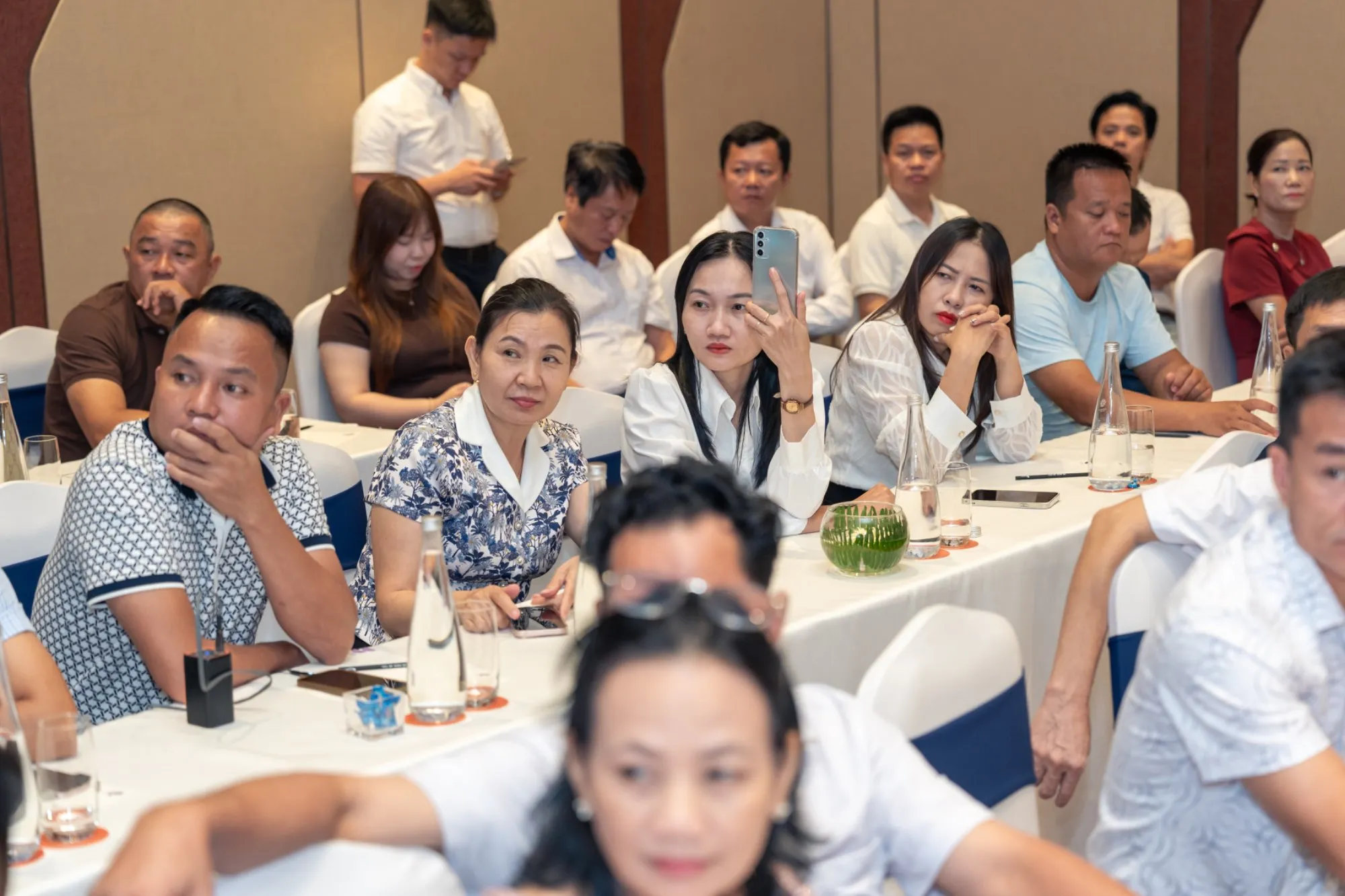 THE NEXT FLOW – VỮNG BƯỚC ĐỒNG HÀNH
