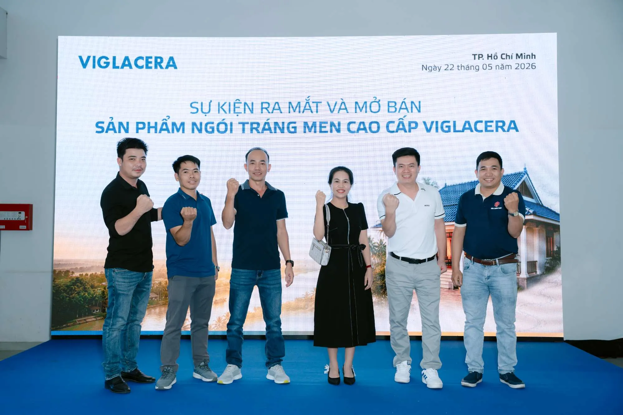 VIGLACERA TIÊN SƠN RA MẮT DÒNG SẢN PHẨM NGÓI TRÁNG MEN CAO CẤP
