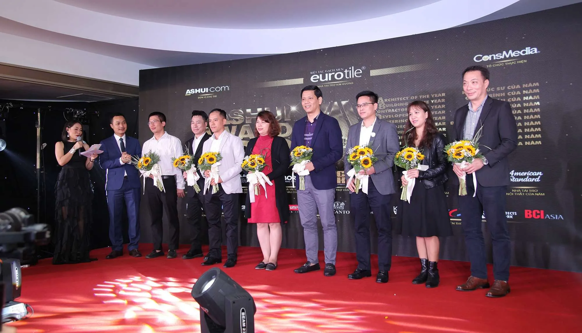 Viglacera đồng hành cùng danh hiệu giải thưởng “Công trình của năm\\\" tại Ashui Awards 2019
